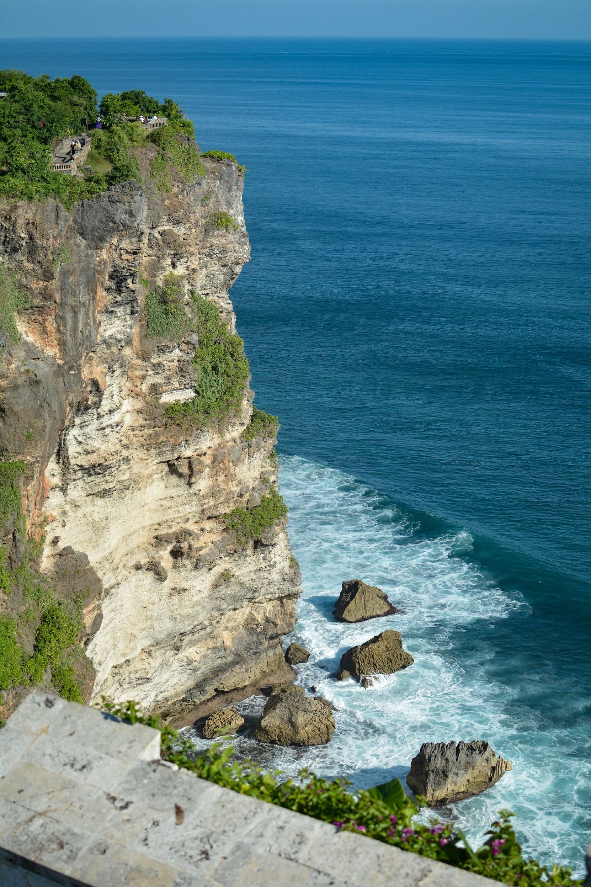 Bali cliff view on a private island tour